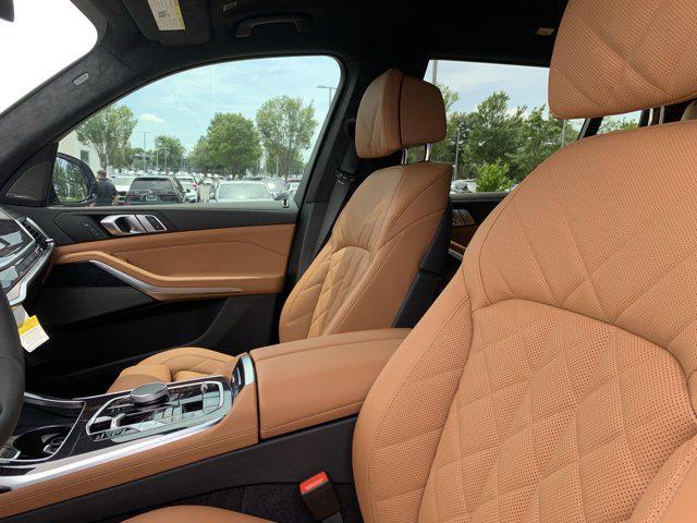 new 2026 BMW X7 car, priced at $98,585