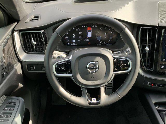 used 2020 Volvo XC60 car, priced at $25,477