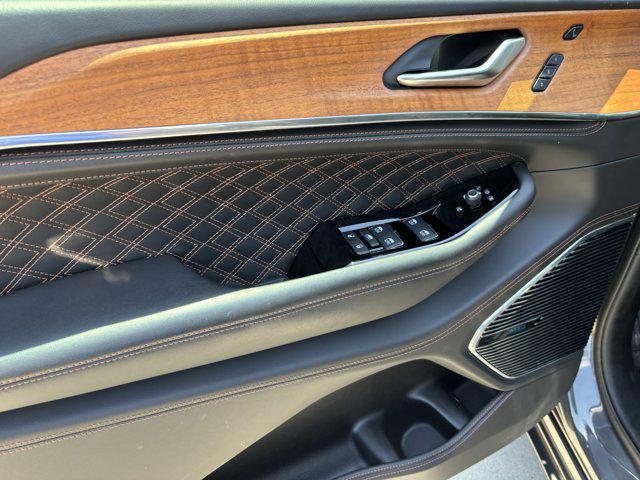 used 2022 Jeep Grand Cherokee car, priced at $41,477