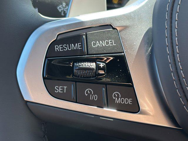 new 2026 BMW X7 car, priced at $100,025