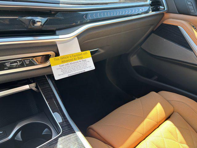 new 2026 BMW X7 car, priced at $100,025
