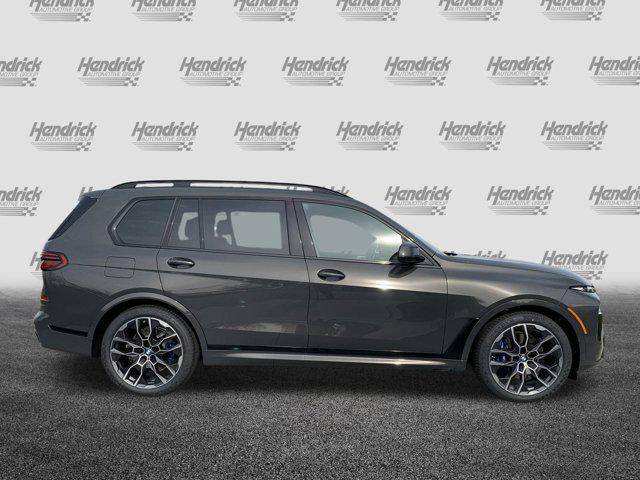 new 2025 BMW X7 car, priced at $100,675