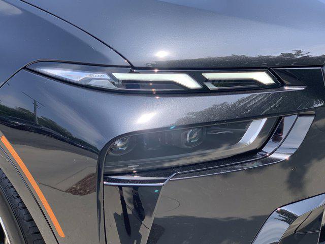 new 2026 BMW X7 car, priced at $98,275