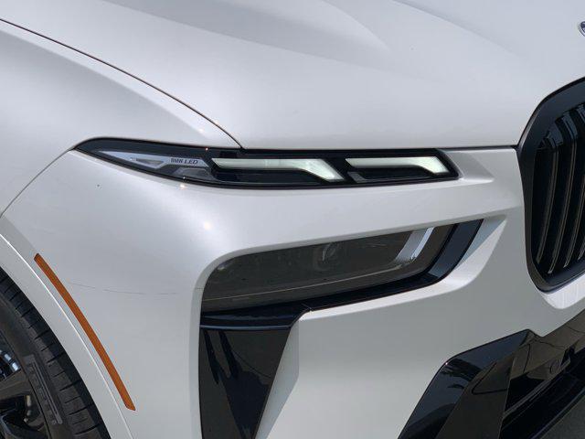 new 2026 BMW X7 car, priced at $101,885