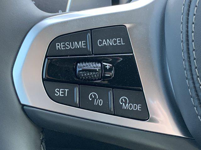 new 2025 BMW X7 car, priced at $99,615