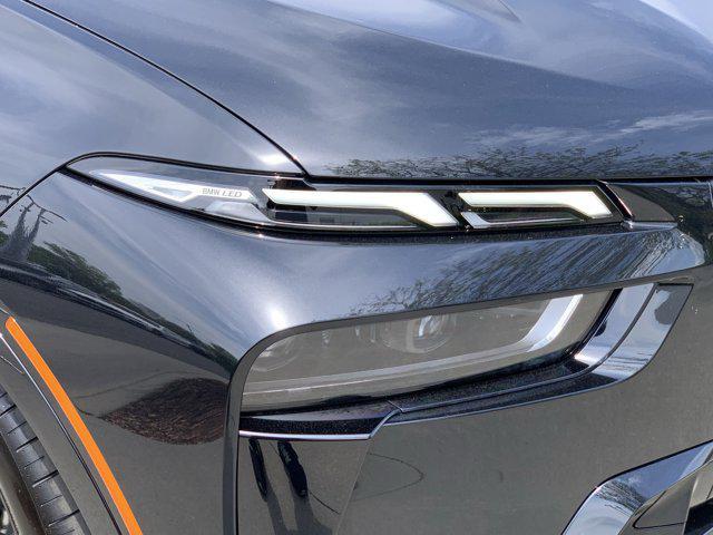 new 2025 BMW X7 car, priced at $120,260
