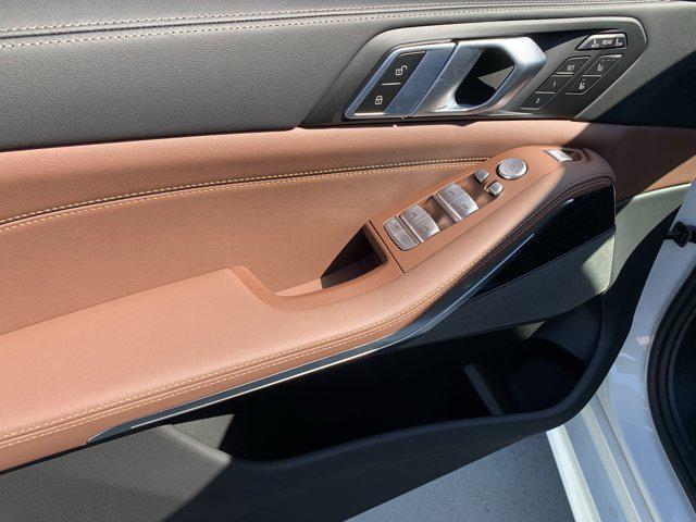 new 2025 BMW X7 car, priced at $121,210