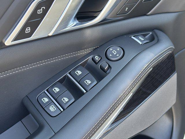 new 2026 BMW X7 car, priced at $104,385