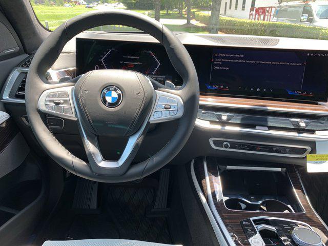 new 2026 BMW X7 car, priced at $94,185
