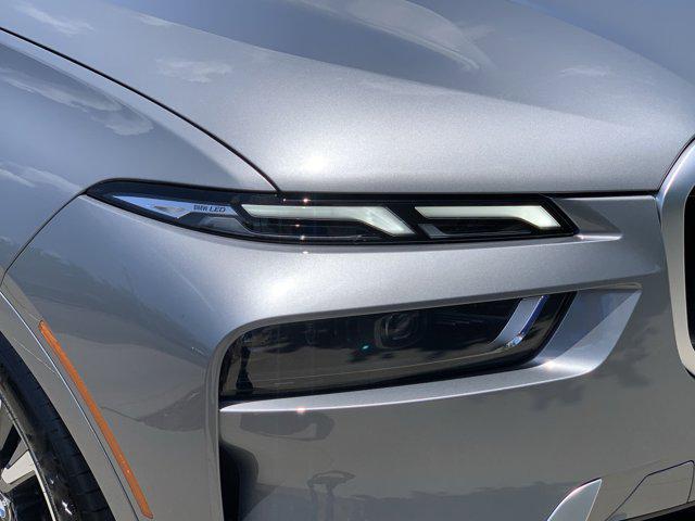 new 2026 BMW X7 car, priced at $94,185
