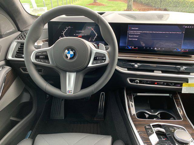 new 2025 BMW X7 car, priced at $96,160