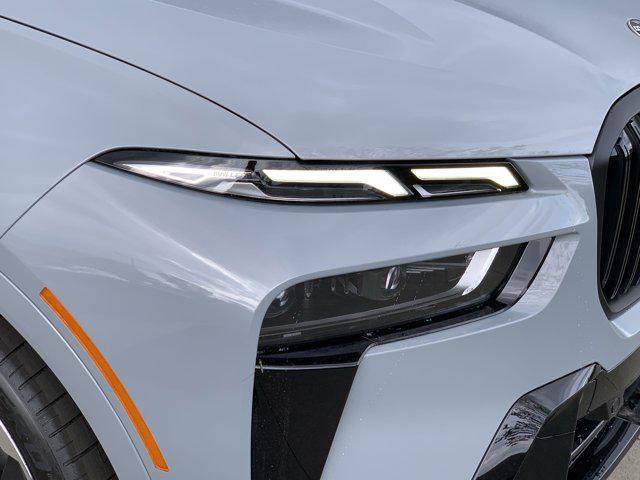 new 2025 BMW X7 car, priced at $96,160