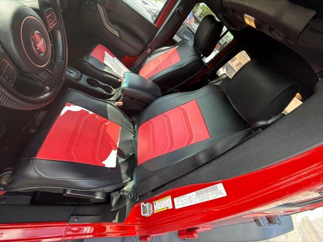 used 2012 Jeep Wrangler Unlimited car, priced at $11,900