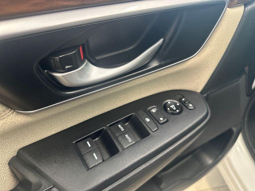 used 2022 Honda CR-V car, priced at $28,865
