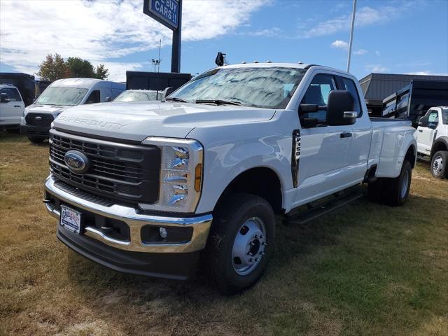 new 2024 Ford F-350 car, priced at $52,536