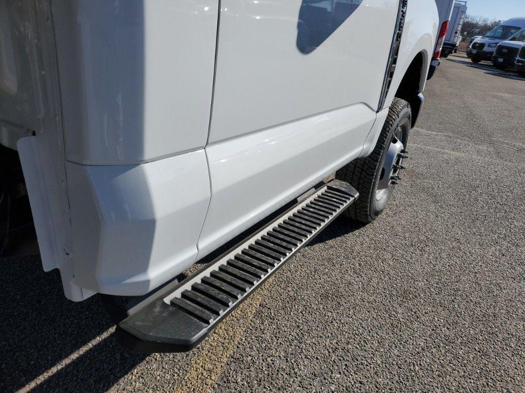 new 2024 Ford F-350 car, priced at $63,793