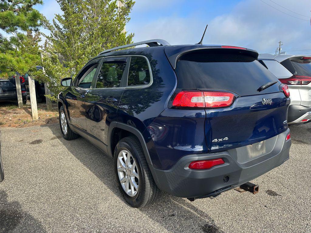 used 2014 Jeep Cherokee car, priced at $10,990