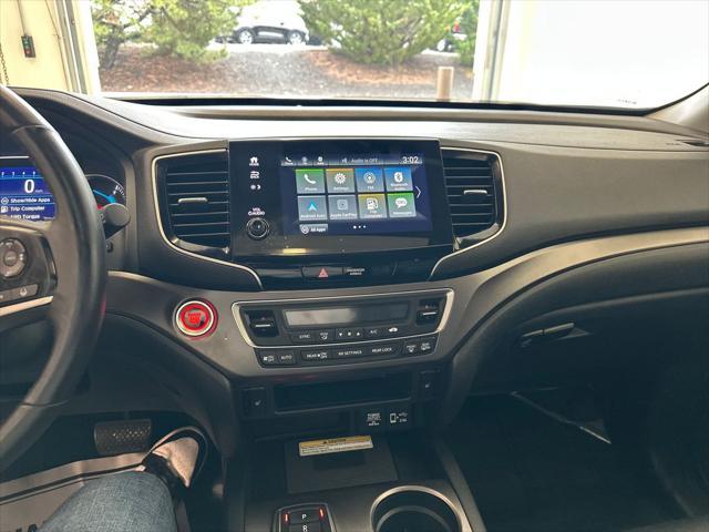 used 2022 Honda Pilot car, priced at $30,369