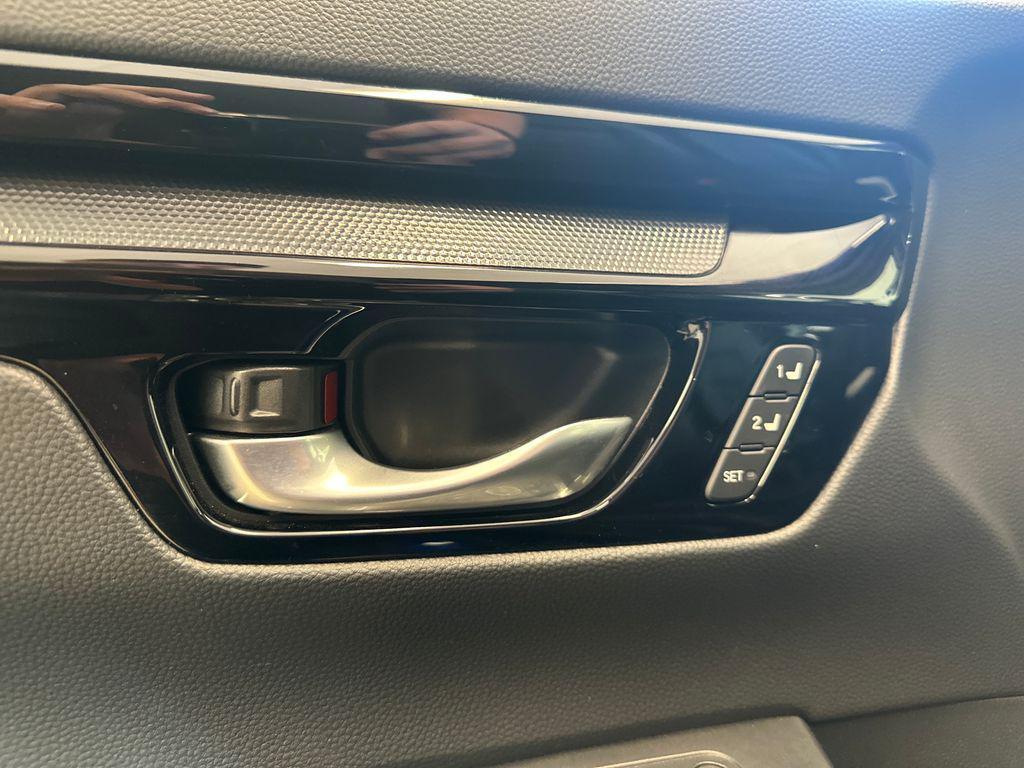 used 2024 Honda CR-V car, priced at $34,426