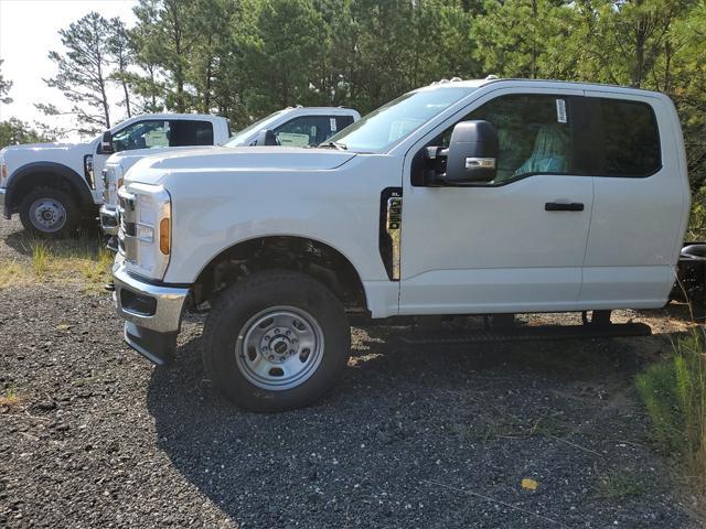 new 2024 Ford F-350 car, priced at $71,231