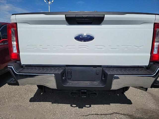 new 2025 Ford F-250 car, priced at $65,056