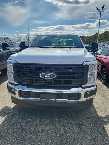 new 2025 Ford F-250 car, priced at $65,056
