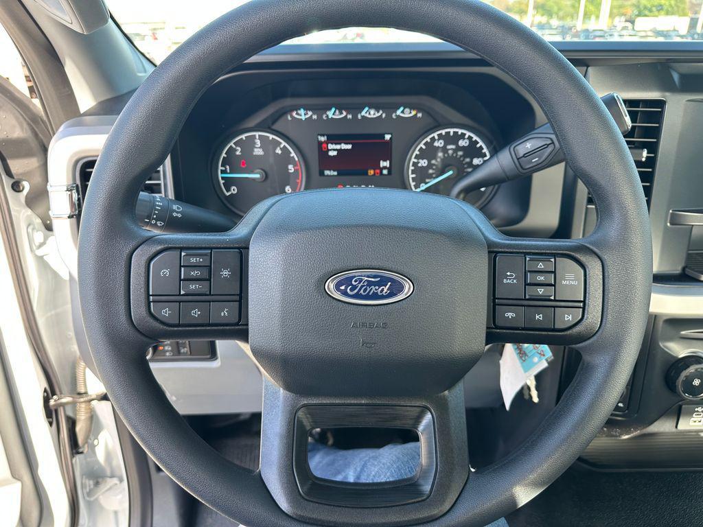 new 2025 Ford F-350 car, priced at $71,190