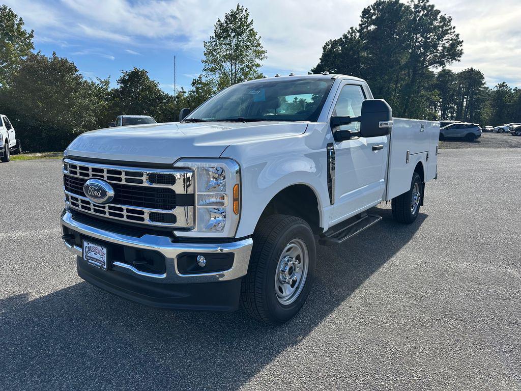 new 2025 Ford F-350 car, priced at $71,190