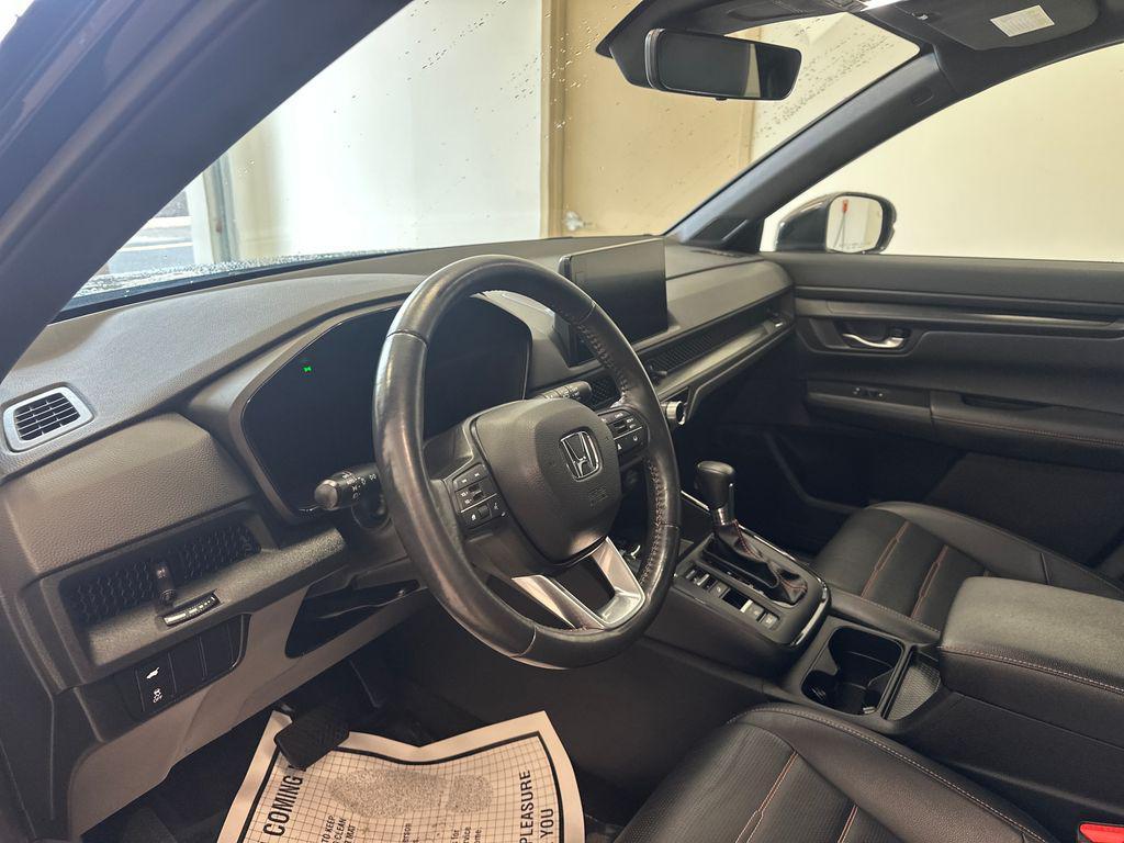 used 2024 Honda CR-V Hybrid car, priced at $35,981