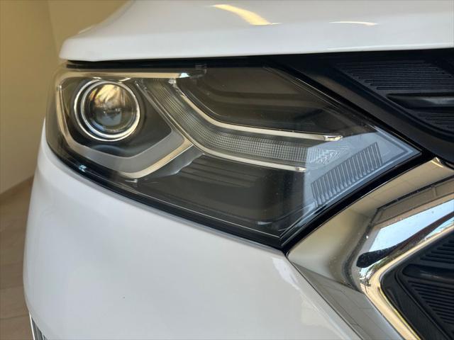 used 2020 Chevrolet Equinox car, priced at $16,990