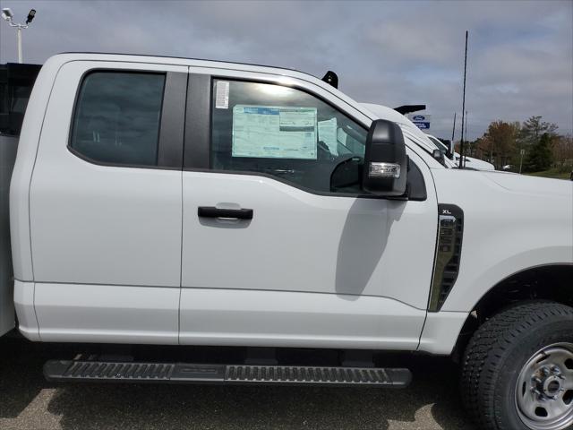 new 2024 Ford F-350 car, priced at $72,270