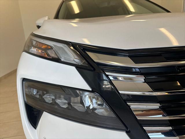 used 2024 Nissan Rogue car, priced at $33,515