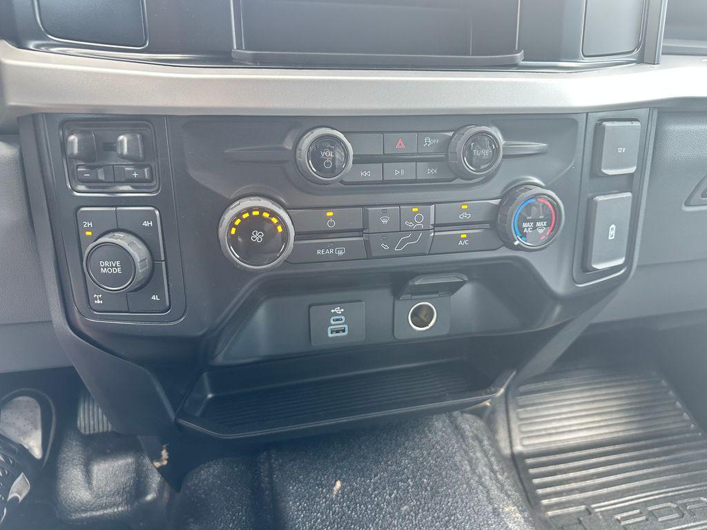 new 2025 Ford F-350 car, priced at $57,916