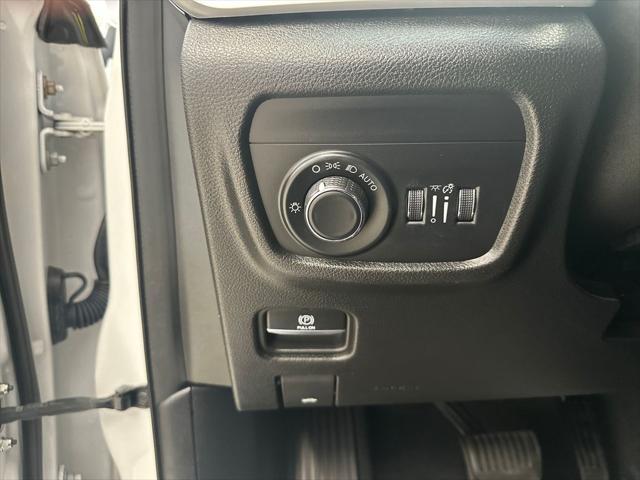 used 2023 Jeep Grand Cherokee car, priced at $27,380