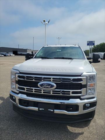 new 2025 Ford F-350 car, priced at $73,027