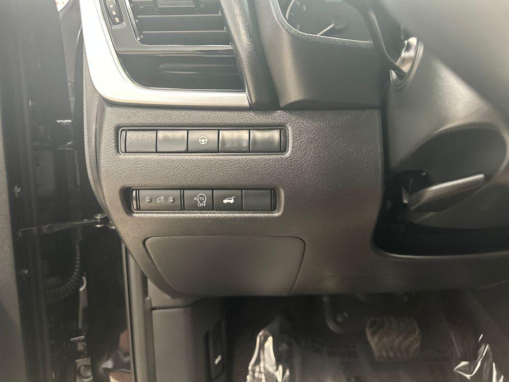used 2023 Nissan Rogue car, priced at $29,452