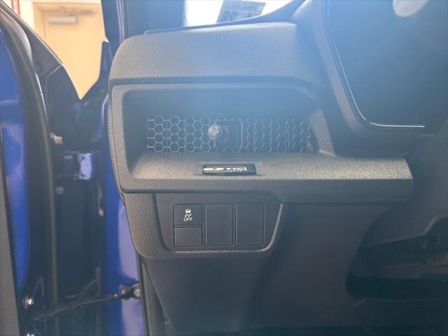 used 2023 Honda CR-V Hybrid car, priced at $31,978