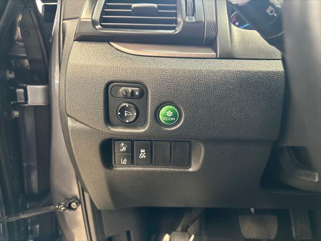 used 2022 Honda Pilot car, priced at $33,586