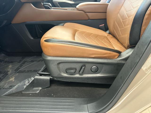 used 2023 Nissan Pathfinder car, priced at $41,386