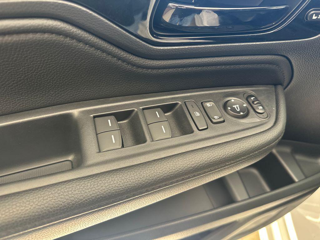 used 2024 Honda Odyssey car, priced at $43,870