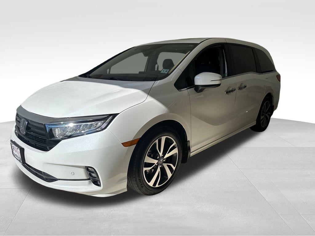 used 2024 Honda Odyssey car, priced at $43,870