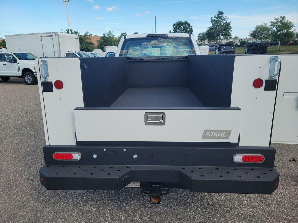 new 2025 Ford F-350 car, priced at $70,654