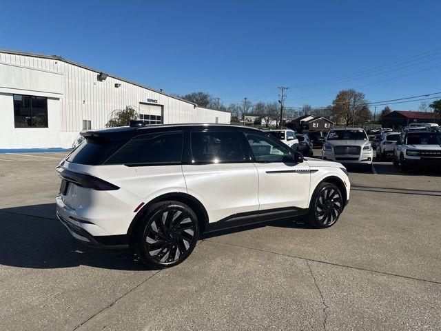 new 2025 Lincoln Nautilus car, priced at $64,386