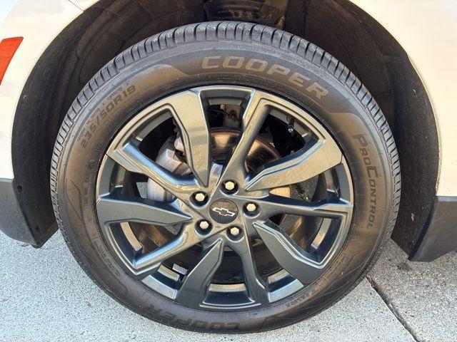 used 2024 Chevrolet Equinox car, priced at $24,810