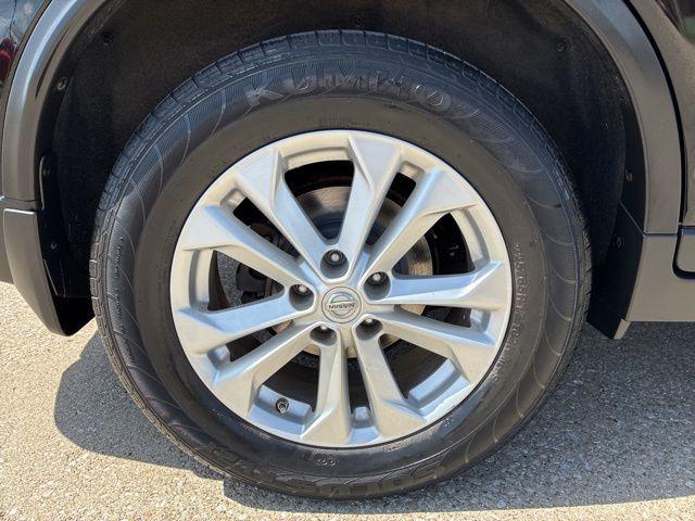 used 2015 Nissan Rogue car