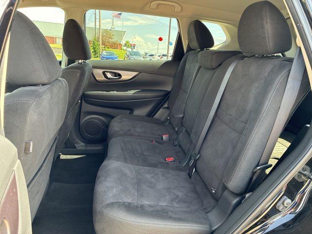 used 2015 Nissan Rogue car