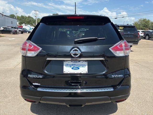 used 2015 Nissan Rogue car