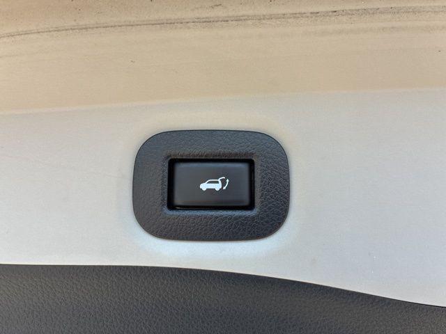 used 2015 Nissan Rogue car