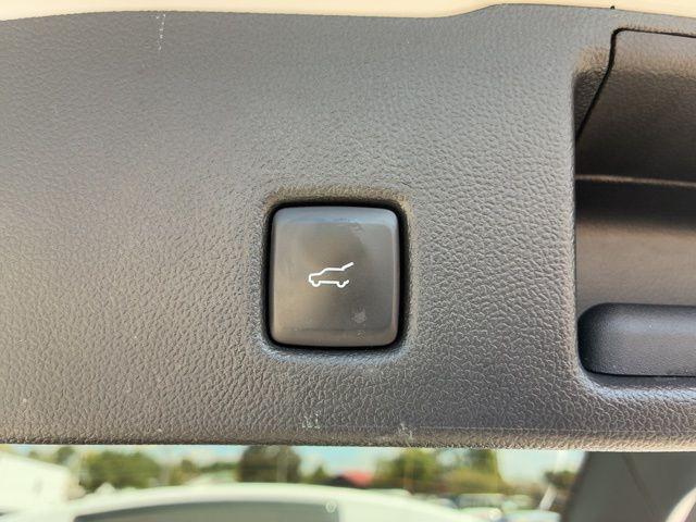 used 2022 Ford Escape car, priced at $23,624