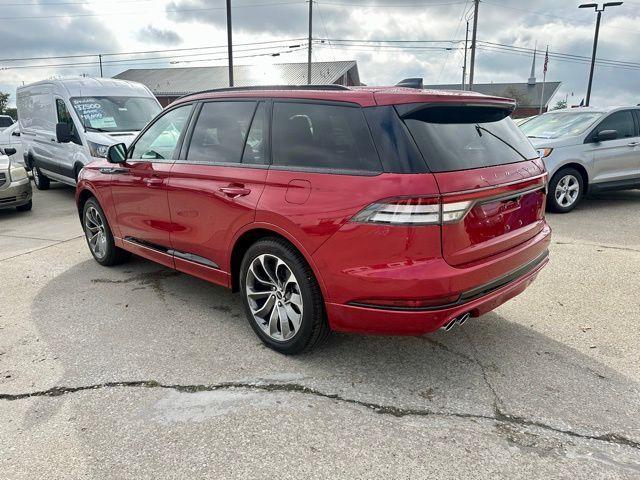 new 2025 Lincoln Aviator car, priced at $61,444